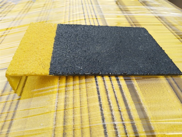 Anti-Slip GRP Fibreglass Stair Nosings (4)